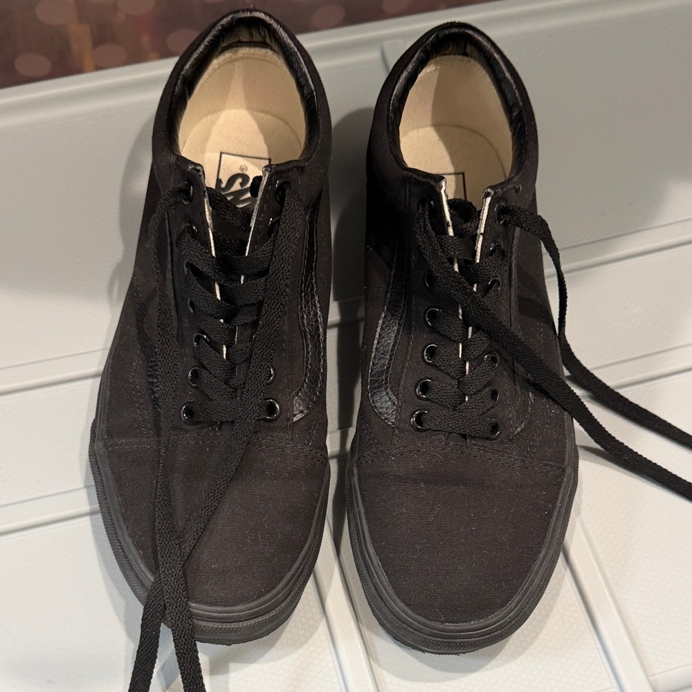 Black Canvas Women’s Vans size 7.5